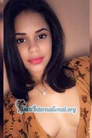 190046 - Willeny Age: 30 - Dominican Republic