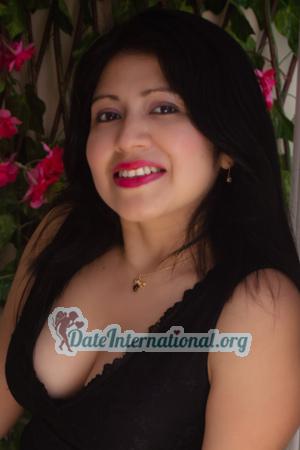 217755 - Esther Age: 37 - Peru