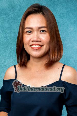 217839 - Tippawan Age: 42 - Thailand