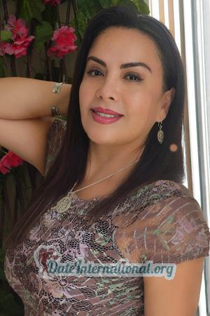 Peru women