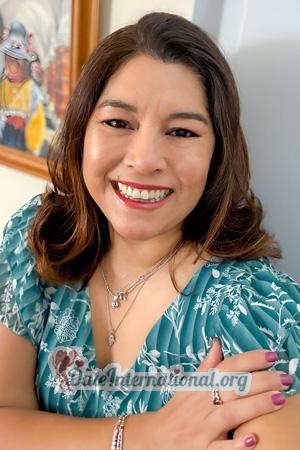 223423 - Mirna Age: 49 - USA