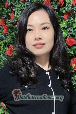 225461 - LiLy Age: 47 - China