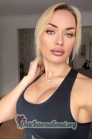 225942 - Olga Age: 37 - Moldova