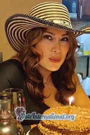 227286 - Yolvy Age: 46 - Costa Rica