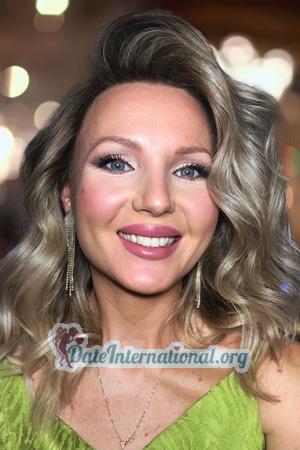 228210 - Anastasia Age: 40 - Russia