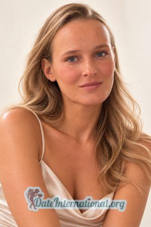 229401 - Maryna Age: 38 - Ukraine