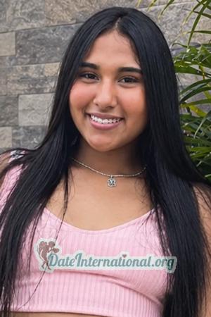 229504 - Carolina Age: 22 - Colombia